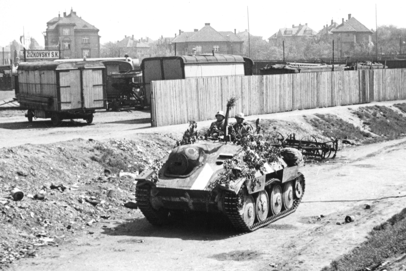 Bojové vozidlo Hetzer během Pražského povstání, květen 1945